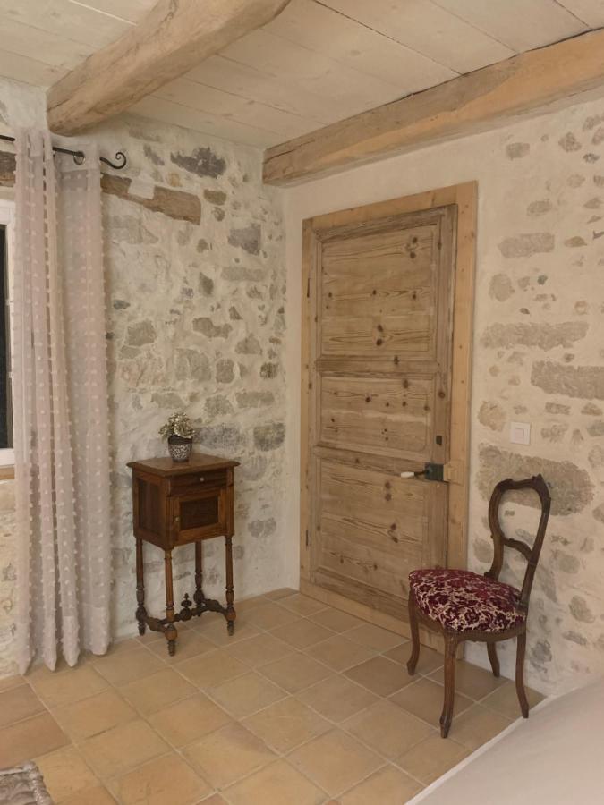 le mas des roses 1884 Vence Extérieur photo