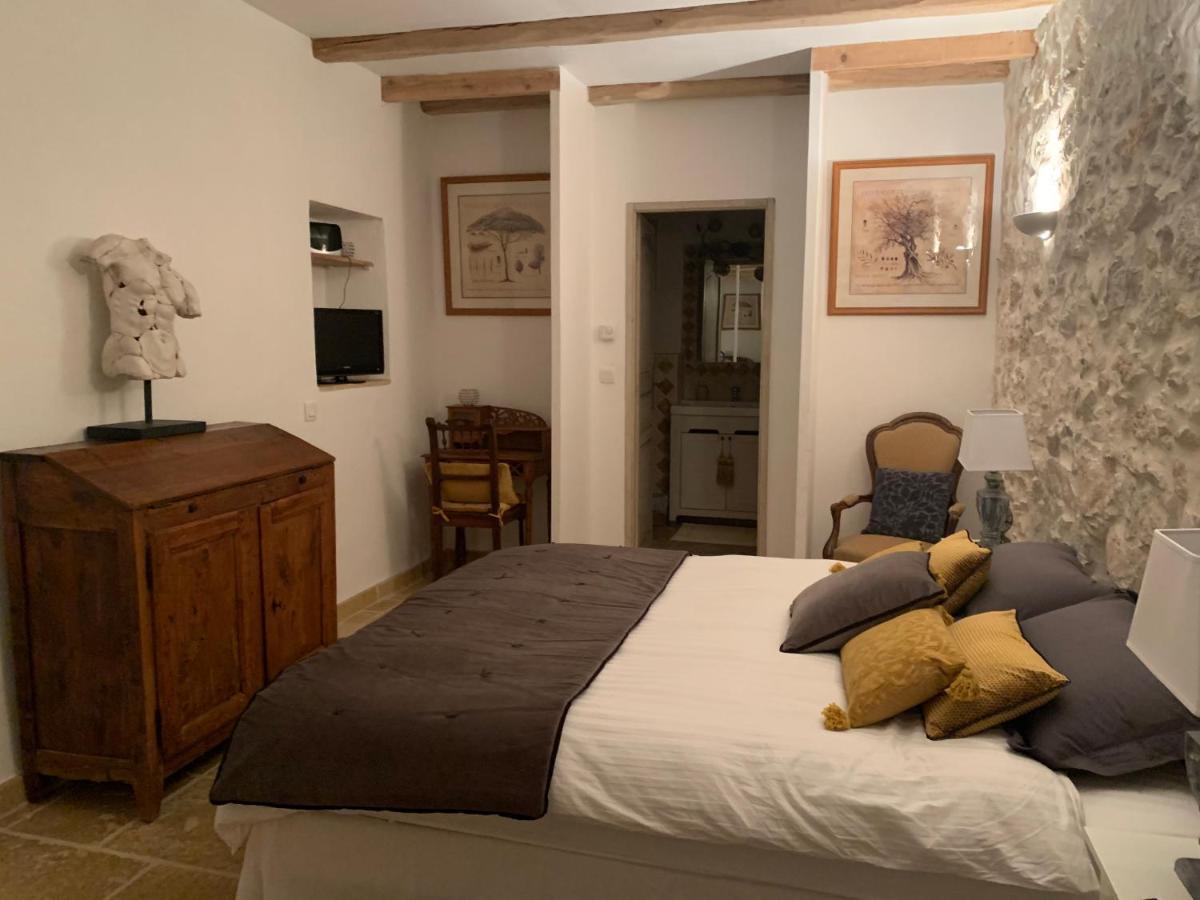 le mas des roses 1884 Vence Extérieur photo